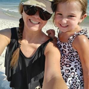 Meet your Posher, Whitney